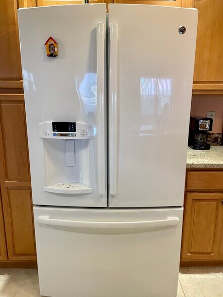 Building Photo - 4439 Black Fox Dr