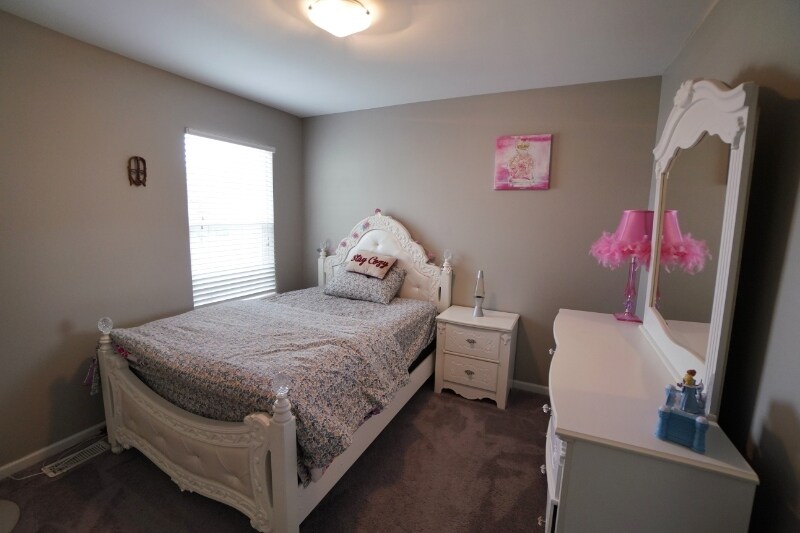 Building Photo - 863 Havenshire Rd