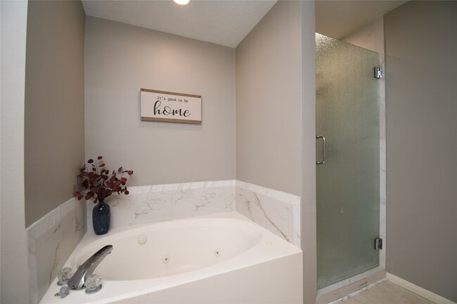 Building Photo - 12331 Westwold Dr