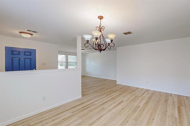 Building Photo - 12850 Vassar Dr