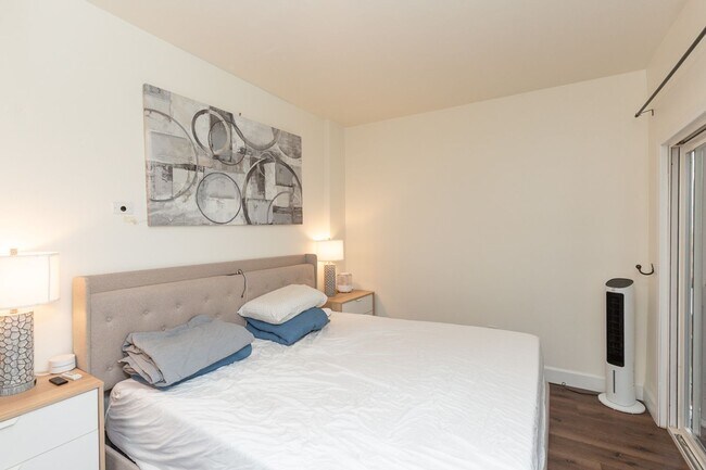 Building Photo - $500.00 OFF MOVE IN !!! NORTH PARK AT ITS ...