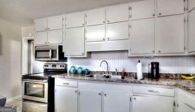 Building Photo - 125 Morgan Dr NW