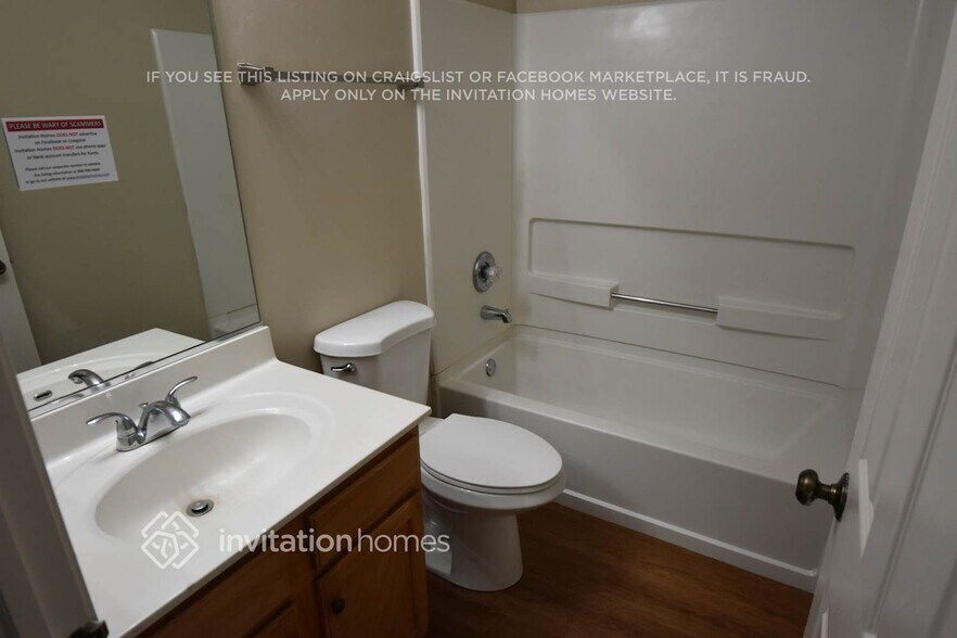 Building Photo - 353 Richmond Dr