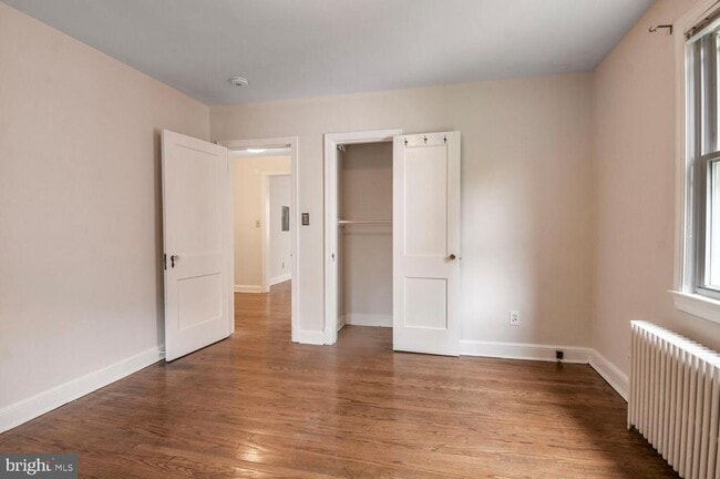 Building Photo - 4515 Avondale St