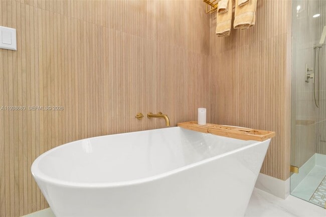 Building Photo - 3540 NE 28th Ave