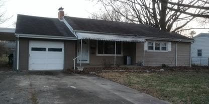 Primary Photo - 2328 E Manchester St