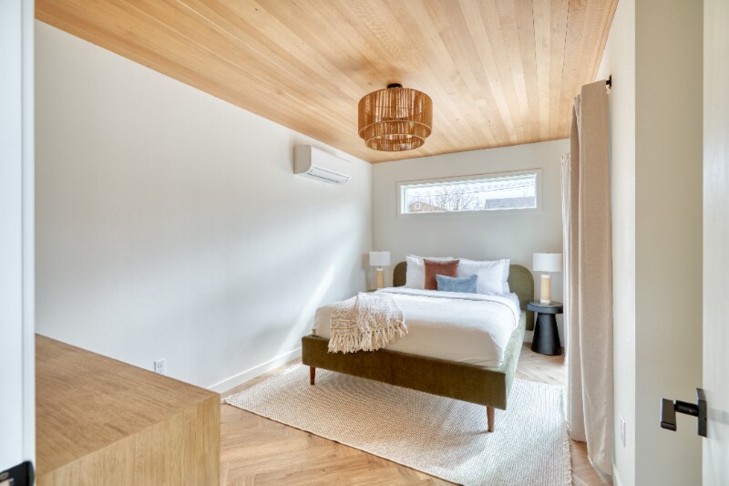 Building Photo - 5022-5022 NE 26th Ave