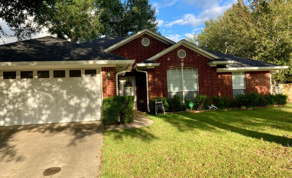 Beautiful brick exterior, energy efficient windows, only 6-year old roof. - 16485 County Road 164