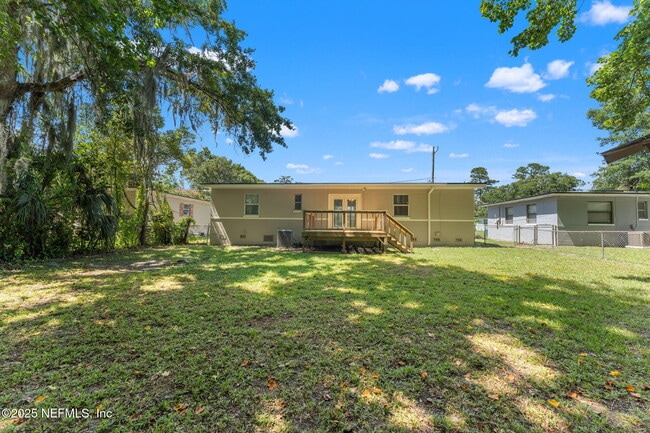 Building Photo - 1146 Carthage Dr