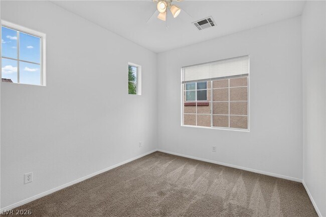 Building Photo - 10519 Allegrini Dr