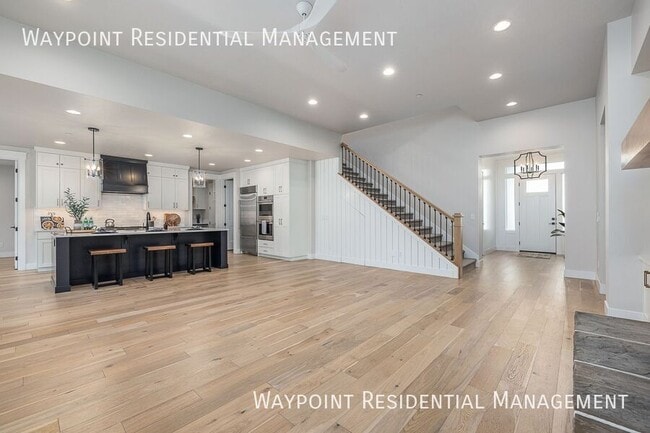 Building Photo - 3570 E Interstellar Ct