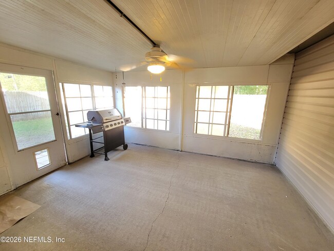 Building Photo - 1579 Graduation Ln