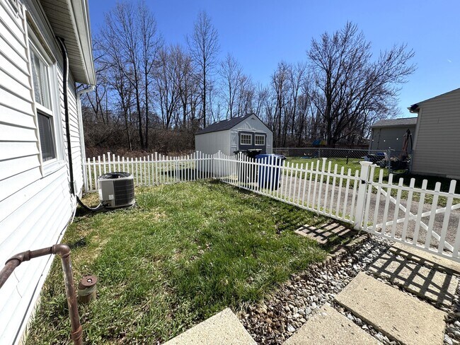 Building Photo - 2656 Glenbar Ct