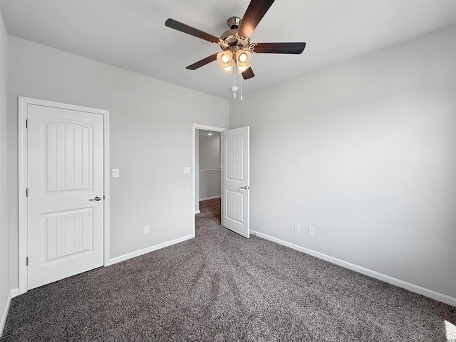 Building Photo - 4734 Malbec Ave