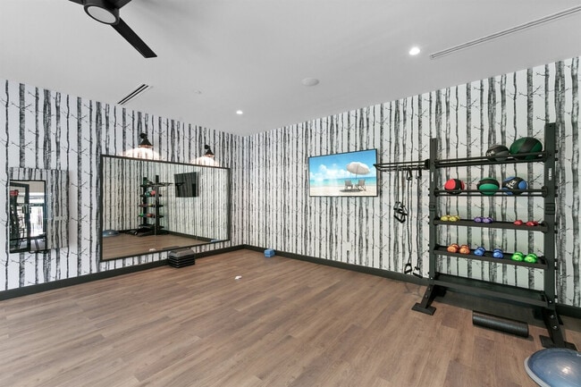 Building Photo - 11830 Buckfield Cir