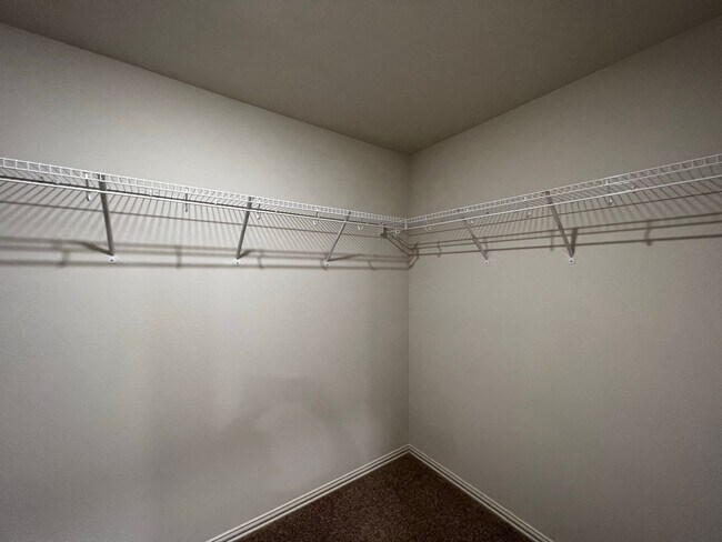 Building Photo - 7326 Anchor Cyn