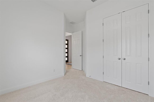 Building Photo - 20240 Smedley Dr