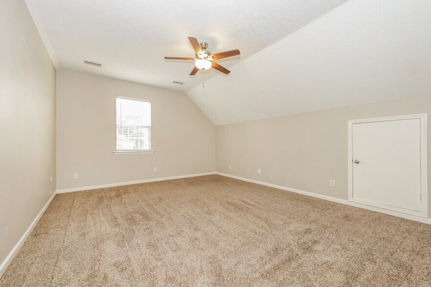Building Photo - 4412 Sandpiper Ln