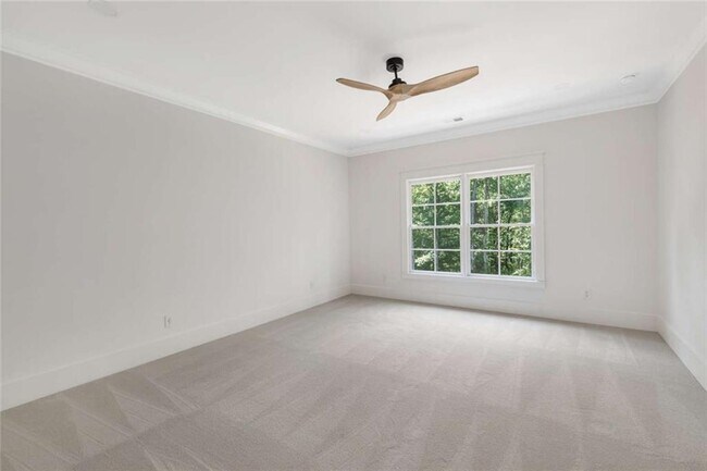 Building Photo - 402 Timberview Trail