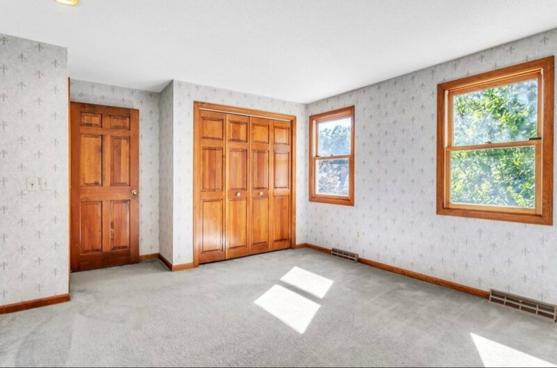 Building Photo - 63 Oakwood Dr