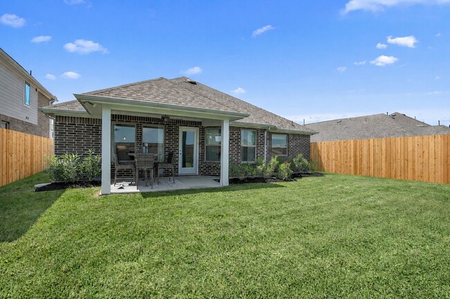 Building Photo - 21110 Bella Coral Dr