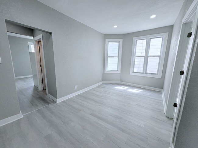 Building Photo - 2166 S 6th St