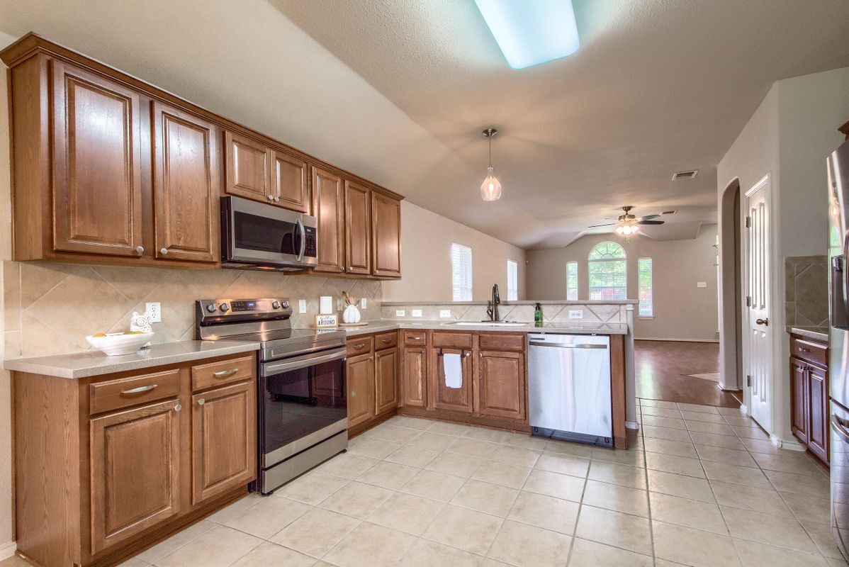 Building Photo - 25614 Texas Ash