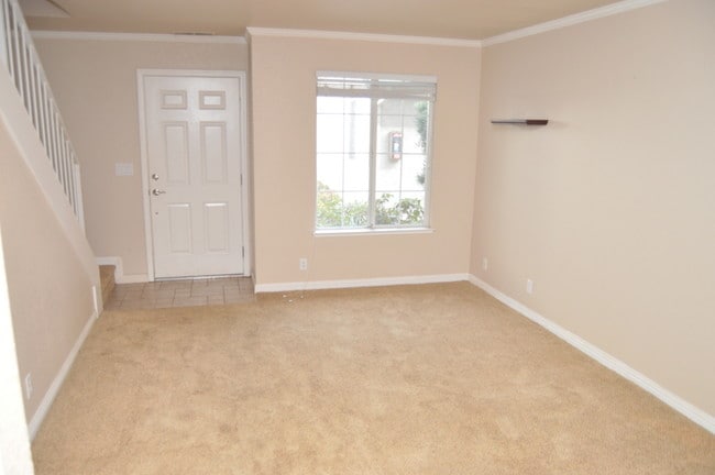 Building Photo - 1125 Sheridan Ave