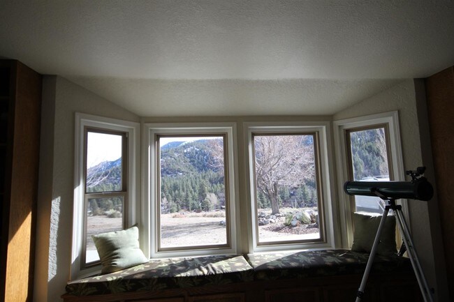 Building Photo - 26601 Big Pines Hwy