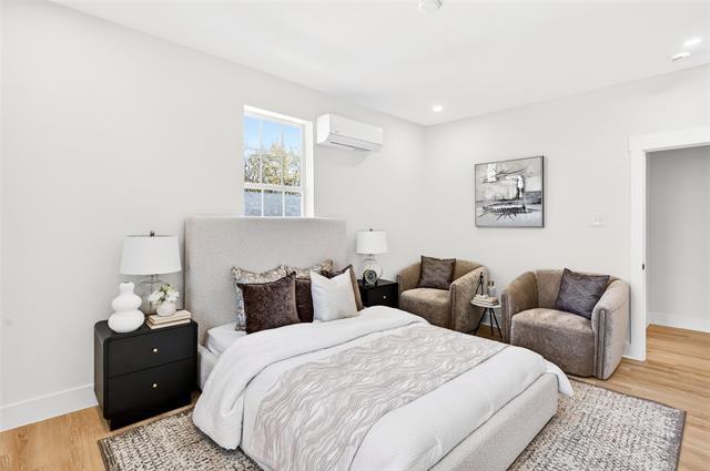 Building Photo - 439 W 9th St