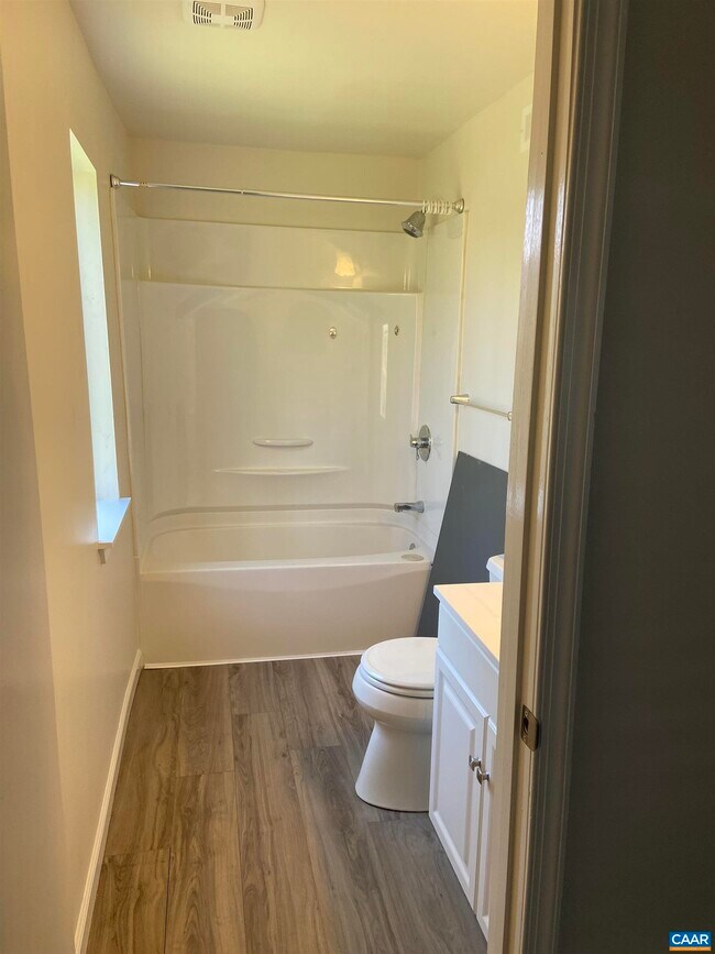 Building Photo - 1612 Monticello Ave