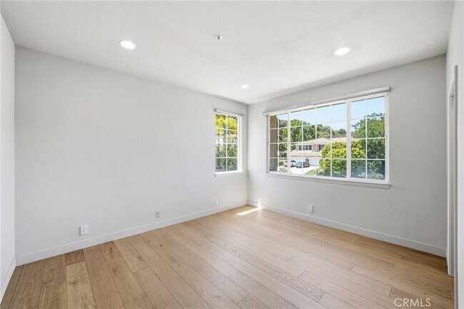 Building Photo - 3844 Rock Hampton Dr