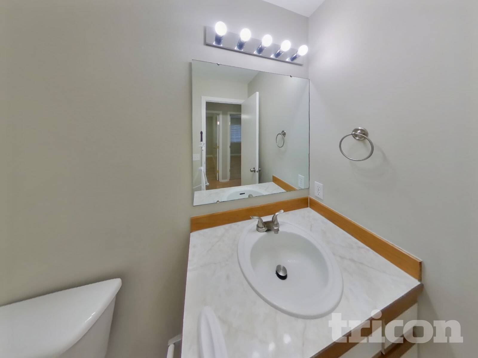 Building Photo - 16216 39th St Ct E