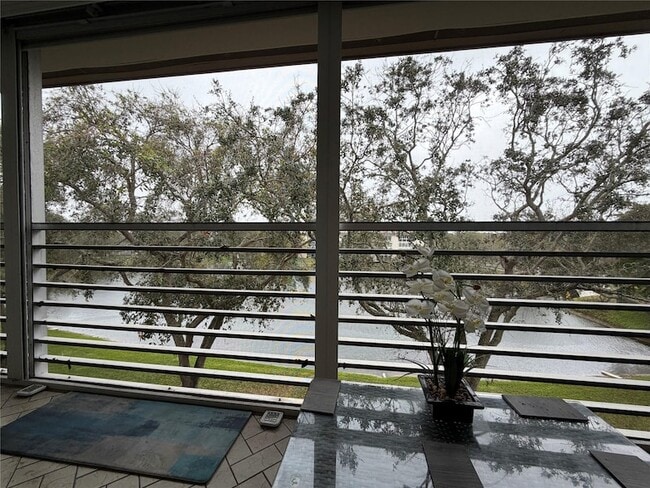 Building Photo - 2304 Lucaya Ln