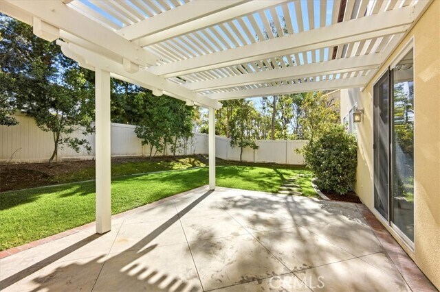 Building Photo - 86 Quail