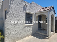 Building Photo - 226-228 Lang Street, Salinas, CA 93901