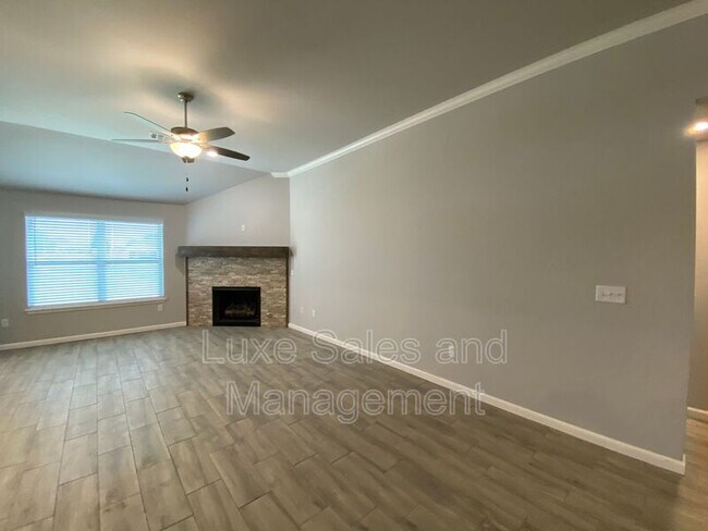 Building Photo - 8513 NW 77th Pl