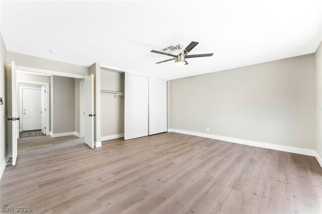 Building Photo - 1713 Barnard Dr
