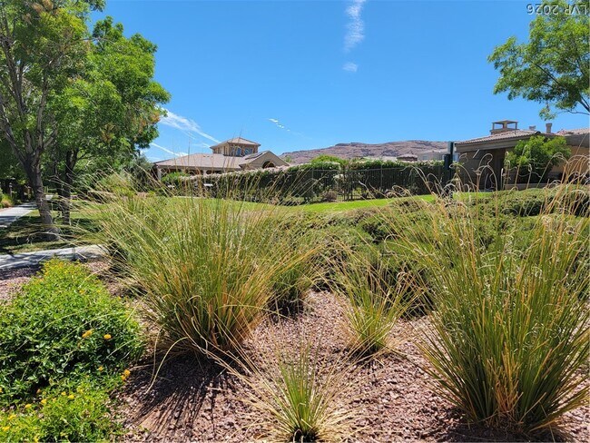 Building Photo - 11370 Merado Peak Dr