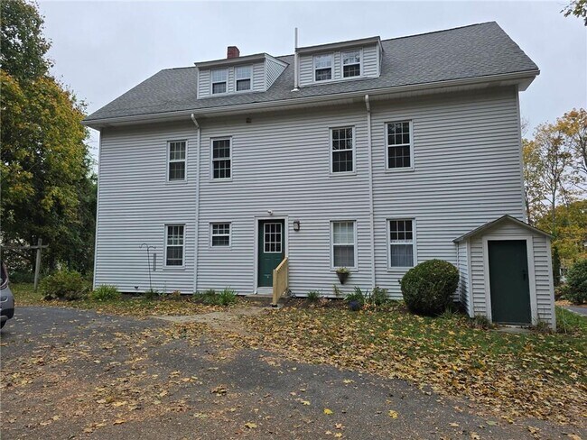 Building Photo - 186 Beach St