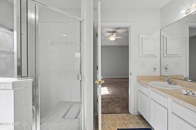 Building Photo - 1290 Ardmore St