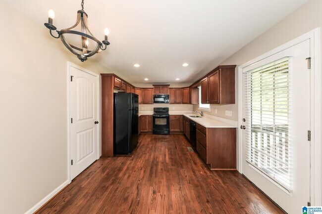 Building Photo - 725 Starlite Dr