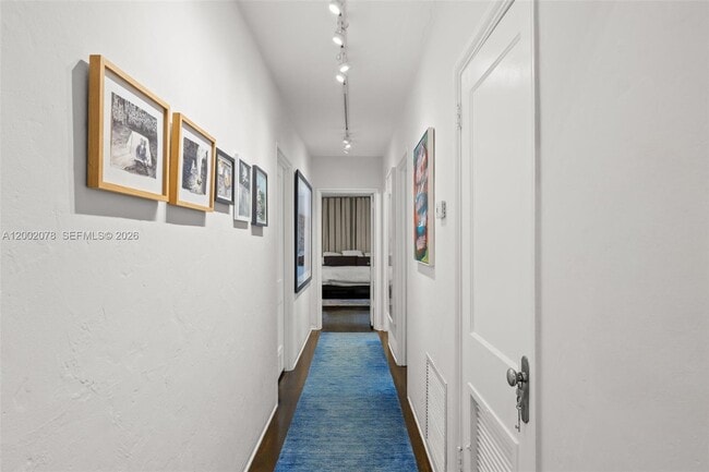 Building Photo - 482 NE 93rd St