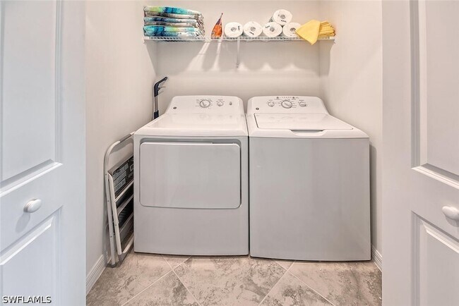 Building Photo - 6034 National Blvd