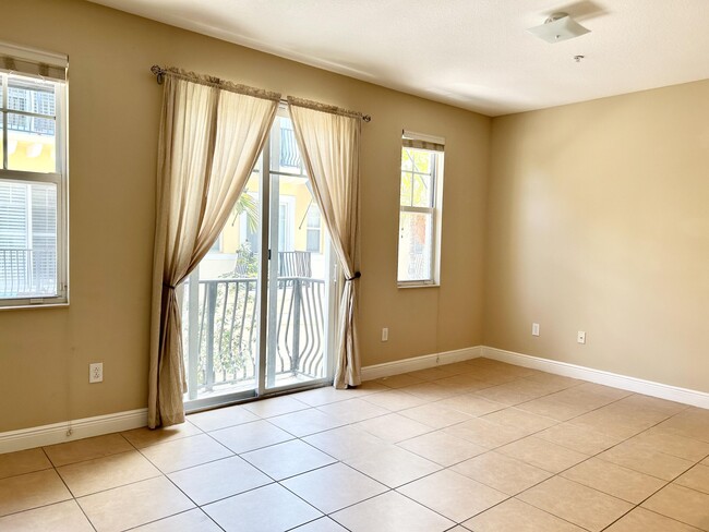 Building Photo - 3803 NW 5th Terrace