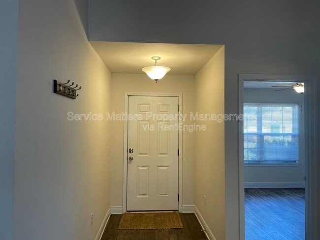 Building Photo - 7954 Nalo Creek Loop