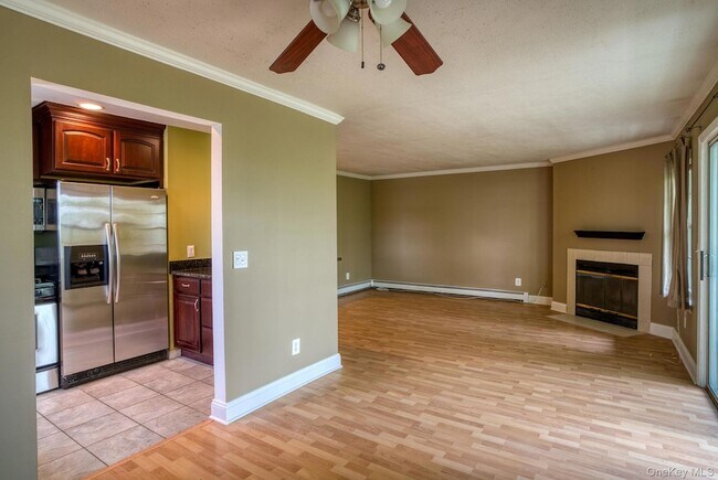 Building Photo - 9 Lexington Ave