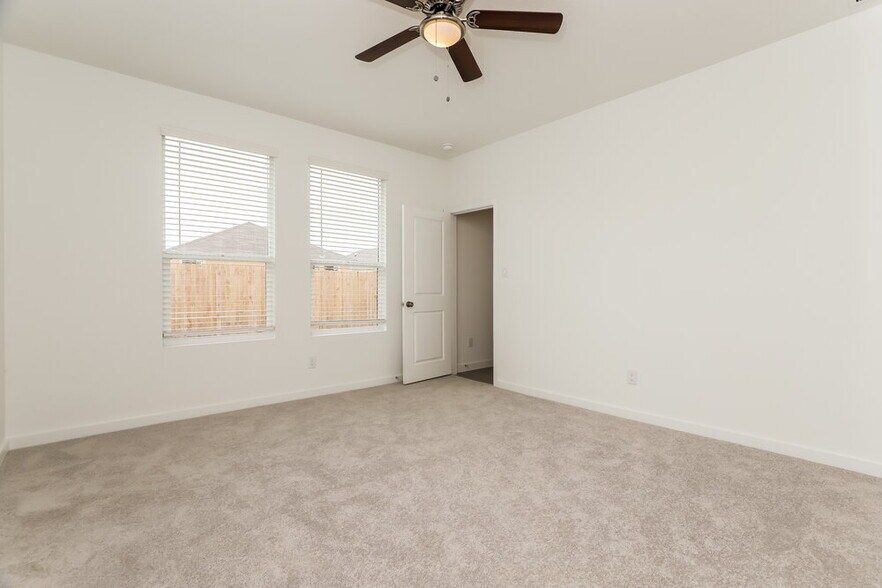 Building Photo - 518 Kayden Ct