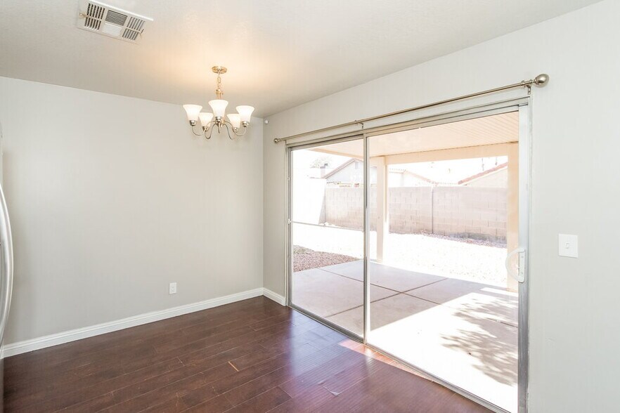 Building Photo - 644 Paulson Dr