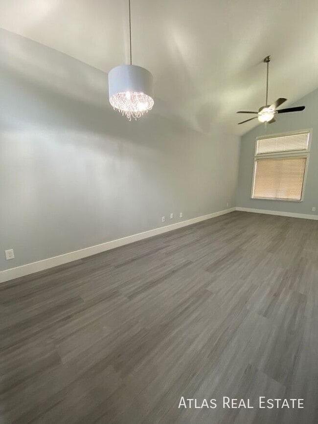 Building Photo - 1916 Old Mill Ln